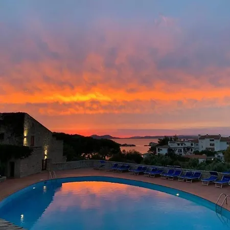 Terrace With Sea View - Pool, Parking And Ac Apartamento *